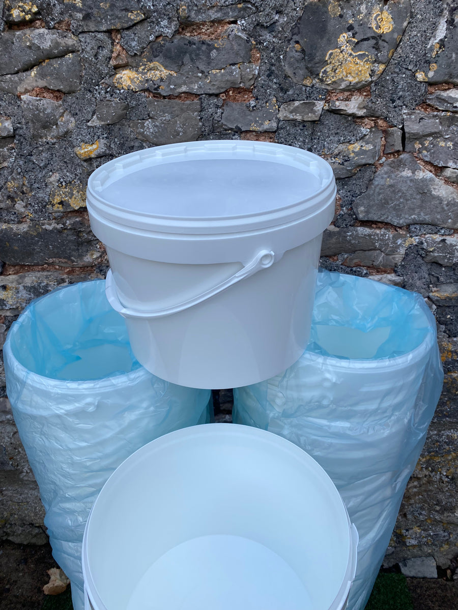 Honey Buckets – BEE KEEPING EQUIPMENT