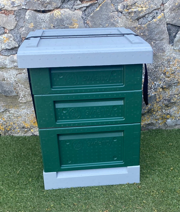 14 x 12 Swienty Beehive assembled and painted