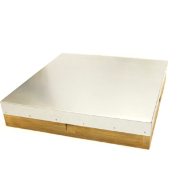National Beehive Flat Roof in Cedar - BEE KEEPING EQUIPMENT